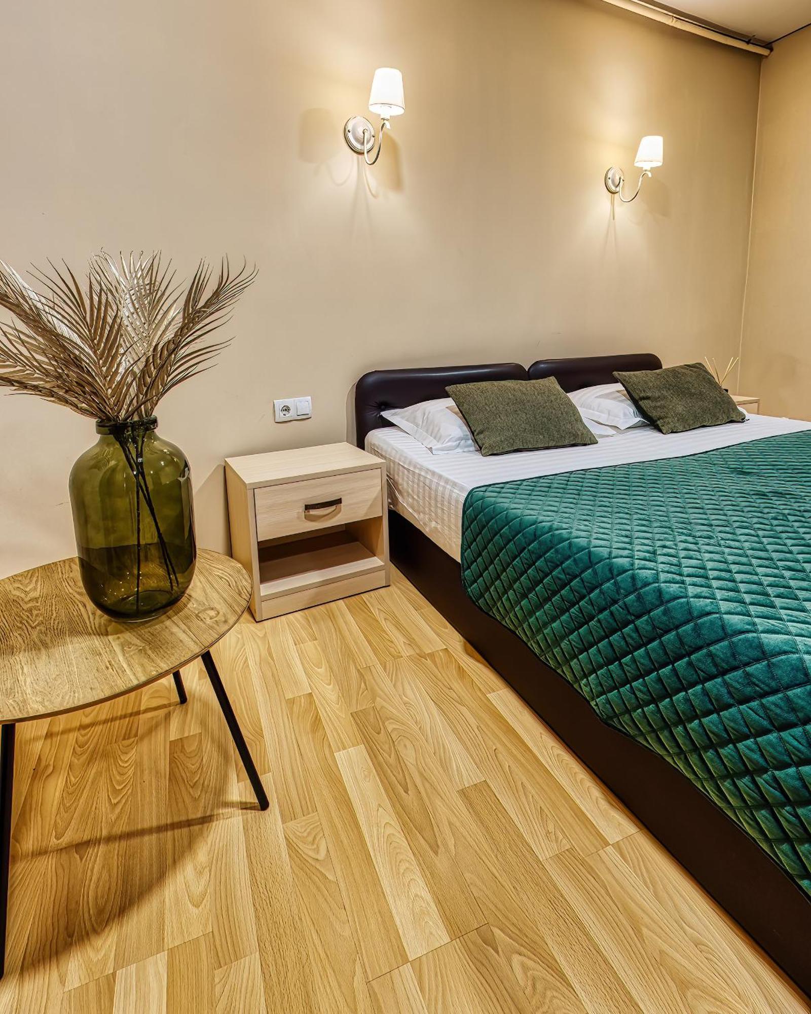 Sv Hotel, Restaurant & Airport Parking Todiresti  Dış mekan fotoğraf